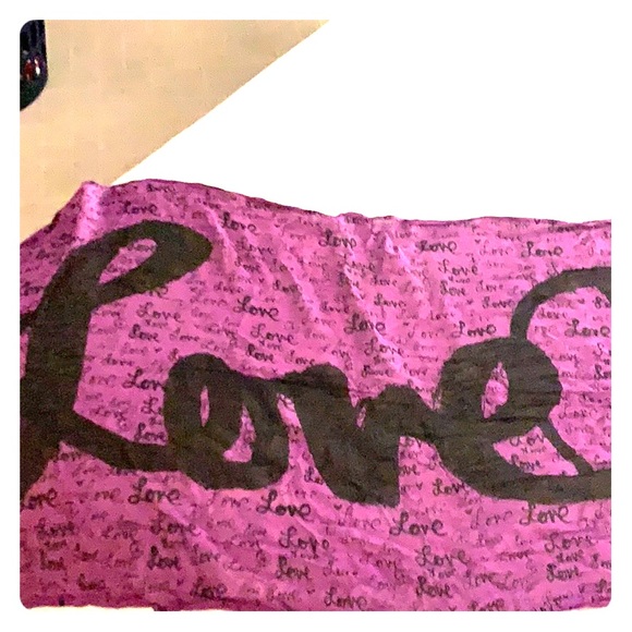 Scarf - Picture 1 of 5